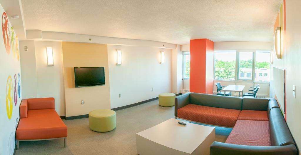 Saint Mary'S University Conference Services & Summer Accommodations Халифакс Екстериор снимка